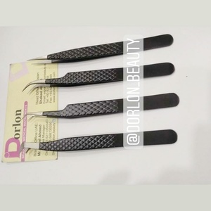 Pince à cils noire en acier inoxydable avec logo personnalisé, pince à cils courbée et pointue pour volume - Product Image 6