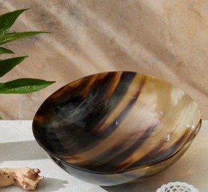 Tazón de Cuerno de Búfalo de Alta Gama Hecho a Mano, Tazón Natural para Servir en la Mesa del Comedor, Decoración de Cocina y Exhibición de Alimentos - Product Image 1
