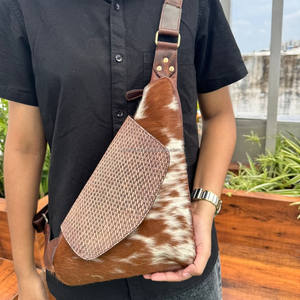 Top vente cheveux fabriqués à la main sur cuir repoussé sac de poitrine à bandoulière unique pour unisexe Western cuir de vachette bandoulière sacs à bandoulière - Product Image 2