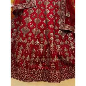 Ropa De Boda De Seda Bordada Roja Hermosa Lehenga Choli Con Dupatta - Product Image 1