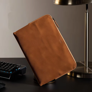 Funda y Estuche para Laptop de Cuero Genuino, Moderno y Duradero, para Macbooks y Laptops, Modelo LS-0247, Venta al Por Mayor - Product Image 3