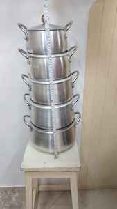 Juego de 5 Ollas de Aluminio de Alta Resistencia Anax Premium con Tapas a Juego y Perillas Ergonómicas Resistentes al Calor - Product Image 6