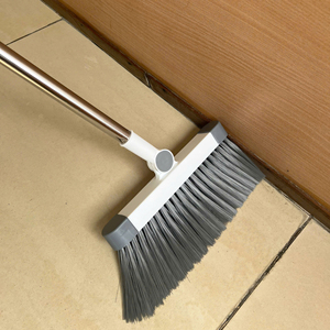 Juego de Escoba y Recogedor de Aluminio Moderno, Ligero y Duradero con Cerdas Suaves para Limpieza de Pisos Interiores - Product Image 5