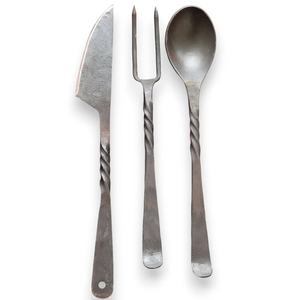 ชุดช้อนส้อมมีดเหล็กโบราณทำมือ Jexmoo สไตล์ยุคกลาง เหล็กกล้าคาร์บอนสูง ชุดอาหารเย็นตีขึ้นรูปด้วยมือ-ของขวัญสำหรับเชฟ - Product Image 1