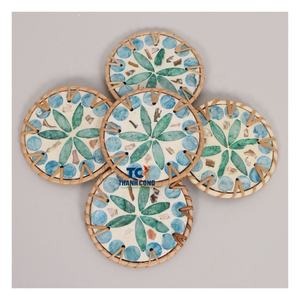 Ensemble de sous-verres en rotin tissé à la main du Vietnam avec incrustation de coquillages Article de décoration fait main pour les acheteurs en vrac Restaurants Hôtels - Product Image 1