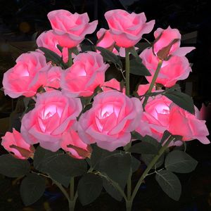 Set di 2 Luci LED Solari a Forma di Rosa per Esterni, 14 Fiori, Impermeabili, Cambio Colore, Pali da Giardino Alimentati dal Sole - Product Image 1
