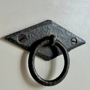 Poignée de tiroir en bronze cannelé Oldbury, finition laiton antique - Product Image 4