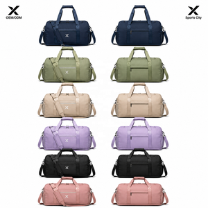 Bolsa Deportiva Personalizada para Gimnasio, Impermeable, Tipo Duffel |   OEM/ODM Disponible |   Marca Privada |   Poliéster |   Capacidad de 40-55L | - Product Image 3