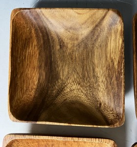 Plato de Madera Multiusos Hecho a Mano, Ecológico, para Servir Frutas, Ensaladas, Bocadillos, Pan y Decoración - Product Image 4