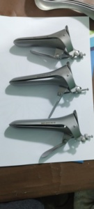 MEDIHEAL SURGICAL CORPORATION Custom Size Stainless Steel Manual <b>Clamp</b> Cusco <b>Vaginal</b> Speculum Class I for Gynecology Examination - Product Image 3