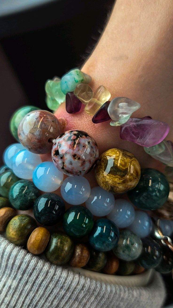 เช่นเดียวกับภาพ