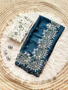Sari Rangoli Noir Lourd avec Broderie de Paillettes Multicolores, Bordure Entièrement Brodée et Blouse en Soie Entièrement Ornée de Diamants – Nouvelle Collection - Product Image 4