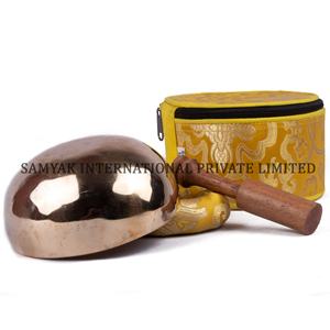 Bol chantant tibétain de taille moyenne en bronze poli Bol de yoga et de méditation pour thérapie sonore religieuse en métal - Product Image 2