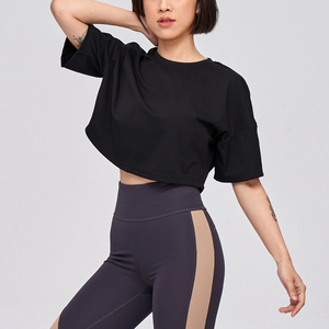 Ensemble deux pièces décontracté pour femme, été, uni, coupe classique, 100 % coton, haut court à manches courtes et col rond, et short, écologique et respirant - Product Image 6
