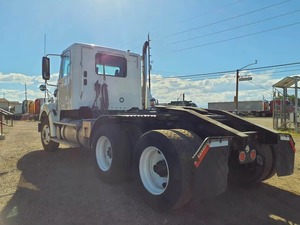 Tracteur routier diesel 6x4, camion lourd pour le transport routier, la logistique et le transport de marchandises commerciales sur autoroute - Product Image 6