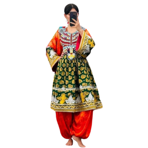 Robe afghane traditionnelle à la mode, longueur genou, broderie artisanale, tissu satiné, design classique, dentelle, sequins, robe afghane unie - Product Image 1