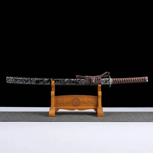 Katana en acier de Damas avec manche en bois et fourreau, lame droite de qualité industrielle - Product Image 3
