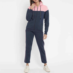 Ensemble de survêtement sportif pour femme de haute qualité, 2 pièces, avec logo personnalisé, respirant, à capuche, pour l'hiver - Product Image 3