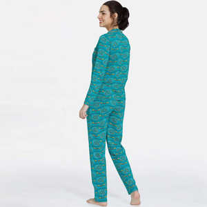 Conjunto de Dos Piezas para Dormir de Invierno para Mujer, Corte Regular, Personalizable por Delante, Tejido de Seda 100% Suave, de Secado Rápido y Transpirable - Product Image 3