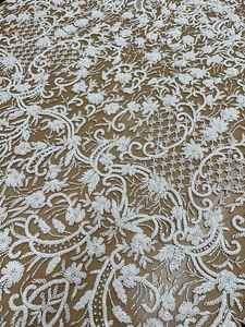 Tela de Encaje Bordada de Lujo con Cuentas, 100% Poliéster, Hecha a Mano, Fabricante Mayorista OEM/ODM B2B - Product Image 4