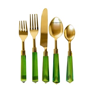 Juego de Cubiertos de Metal Estilo Royal Look, con Mango de Plástico Blanco, Acabado Espejo, Apto para Lavavajillas, Vajilla para Bodas - Product Image 3