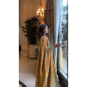 Robe de travail Designer Heavy Embroidery Sequence avec Dupatta pour fête ou tenue de club - Product Image 3