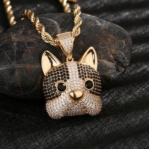 Colgante de latón con moissanita chapado en oro de 14k de alta calidad con diseño de perro, único y elegante. - Product Image 4