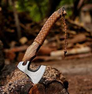Hacha Tomahawk Hecha a Mano de Acero al Carbono de 18 Pulgadas con Mango de Madera de Palisandro, Hacha Personalizada para Campismo y Caza al Aire Libre, Ecológica - Product Image 2