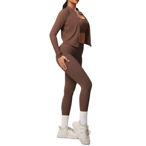 Nuevo conjunto deportivo de 3 piezas de secado rápido, de alta calidad, para fitness, yoga y gimnasio, para mujer. - Product Image 3