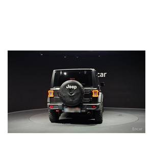 Jeep Wrangler 2.0 Rubicon 4 Puertas, Modelo Diciembre 2022, con 28,659 km, Caja de Cambios Automática, Asientos de Tela, Cámara Trasera - Product Image 4