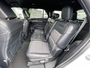 Ford Explorer ST-Line Usado 2025 - Product Image 2