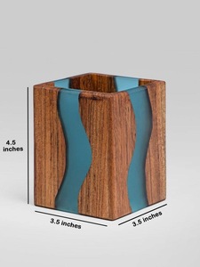 Repose-cuillère en bois fait main ILAHI avec incrustation de résine turquoise, provenant de l'Uttar Pradesh, lavage à la main uniquement, pour le rangement des ustensiles de cuisine - Product Image 2