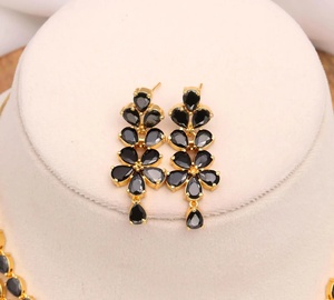 Conjunto de Joyería de Imitación RAY FINE ORNATES, Chapado en Oro de 22K, Latón con Rubí Rosa, Estilo Vintage, Regalo de Boda - Product Image 2