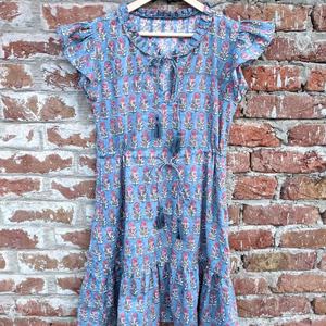 Robe courte bohème imprimée à la main, en gaze de coton indien, col rond, sans manches, imprimé floral, mini-robe pour femmes - Product Image 1