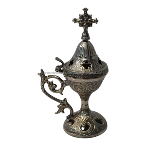 Quemador de Incienso de Latón Hecho a Mano de Primera Calidad con Asa Ornamental para Incienso de Resina, Aromaterapia y Culto Religioso - Product Image 4