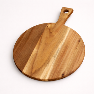 Tabla de cortar de madera de acacia, forma redonda, construcción robusta y gruesa, segura para cuchillos, perfecta para cortar, servir y uso diario en la cocina. - Product Image 1