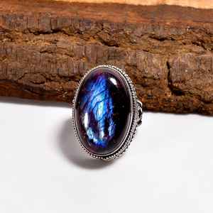 Anillo de Labradorita con Forma Ovalada, Plata de Ley 925, Estilo Bohemio, Joyería Hecha a Mano, Regalo para Mujer - Product Image 5