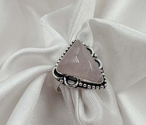 Natural Rose Quartz Trillion Cabochon <b>Ring</b> Silver Plated Vintage Statement Gemstone <b>Ring</b> <b>Adjustable</b> Women Jewelry Wholesale - Product Image 4