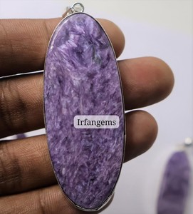 Pendentif en laiton Charoïte de qualité supérieure, Cabochon de Charoïte violette 100% naturelle, Pierre de Charoïte pour la fabrication de bijoux, Pierres précieuses Charoïte en vrac - Product Image 4
