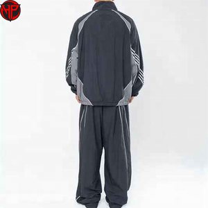 Fabricante de Ropa, Chaqueta Cortavientos Reflectante de 3m Personalizada y Conjunto de Pantalones de Nailon con Diseño de Impresión Digital, Traje Deportivo Cortavientos para Hombre - Product Image 6