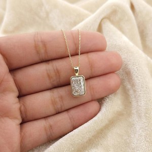 Gorgeous 14K Gold 3.00CT VS1 Radiant Cut Diamond Pendant Necklace Sparkly Lab Grown <b>for</b> Lover <b>Gift</b> <b>For</b> Weddings Engagement <b>Her</b> - Product Image 3