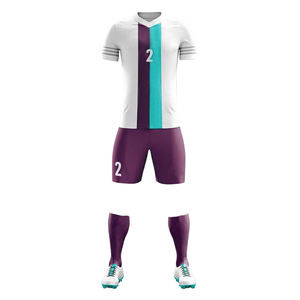 ชุดเสื้อฟุตบอลและกางเกงขาสั้นแบบ OEM สั่งทำได้ พร้อมบริการสกรีนลายแบบ Sublimation ชุดฟุตบอลน้ำหนักเบา ระบายเหงื่อได้ดี สำหรับทีมกีฬา - Product Image 5