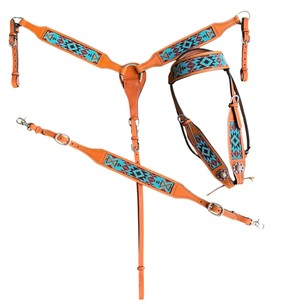 Ensemble d'attelage pour cheval occidental fait main en cuir floral gravé, avec têtière, collier de poitrage et rênes - Product Image 1