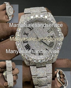 Montre pour homme entièrement sertie de diamants Moissanite VVS, verre en cristal, acier inoxydable, diamants baguette, or blanc, 42 mm, montre de luxe - Product Image 4
