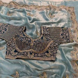 Sari en satin brodé de qualité supérieure avec travail de sequins de 3 mm et bordure épaisse, accompagné d'un chemisier de créateur cousu par Royal - Product Image 1
