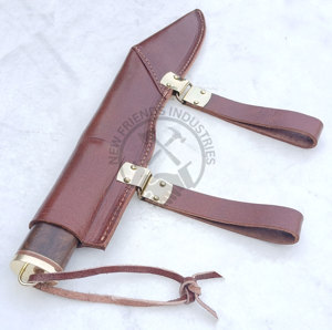 Nouveau couteau Seax Viking médiéval court en acier à haute teneur en carbone forgé à la main, lame de 7,5 pouces, ambidextre, manche en bois de noyer avec pommelle en laiton - Product Image 6