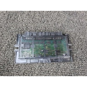 ECU และโมดูลคอมพิวเตอร์มือสองสำหรับรถยนต์ซีรีส์ 3 รุ่น 61356987999 - Product Image 3