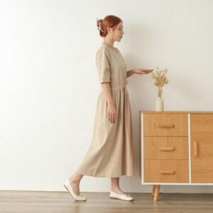 Robe midi décontractée et confortable pour femme, grande taille, en lin biologique, à manches cloche, coupe ample, style A-line, taille haute, couleur unie - Product Image 2