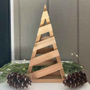 ขายส่งของตกแต่งต้นคริสต์มาสคุณภาพสูง ของขวัญตั้งโต๊ะรูปต้นไม้ทำจากไม้ โดยแบรนด์ Barkah Star - Product Image 1