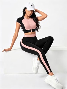 Conjunto de Top Corto con Cierre y Leggings de Cintura Alta para Mujer |   Conjunto Deportivo de Dos Piezas con Bloques de Color |   Traje Deportivo de Poliéster y Elastano - Product Image 1